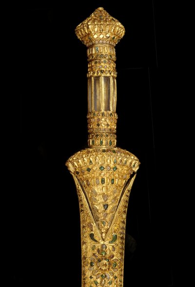 Kraliyet kılıcı kabzası, 14. yüzyıl sonu (altın) by Siamese School
