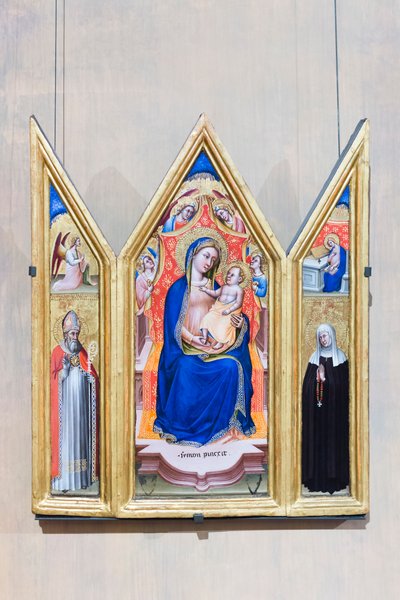 Triptik, taçlandırılmış Madonna ve Çocuk, melekler (ortada), müjde meleği ve aziz Augustine (solda), Meryem Ana müjdecisi ve aziz Monica (sağda) by Simone dei Crocifissi