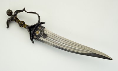 Chilanum veya hançer (gümüş ve altın kaplamalı çelik ve demir) by South Indian School