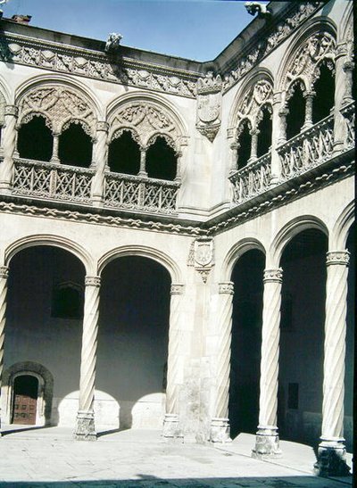 Loggia kemerlerinin detayı by Spanish School