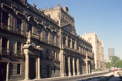 1340 yılında kurulan Manastırın görünümü by Spanish School