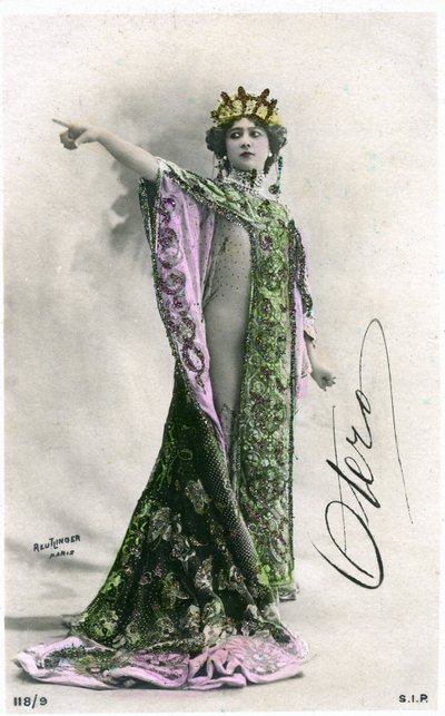 Güzel Otero, 20. yüzyılın başlarında kartpostal. (Fotoğraf) by Studio Reutlinger