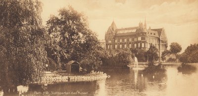Malmö: Müze ile Kale Parkının bir bölümü (b/w fotoğraf) by Swedish Photographer