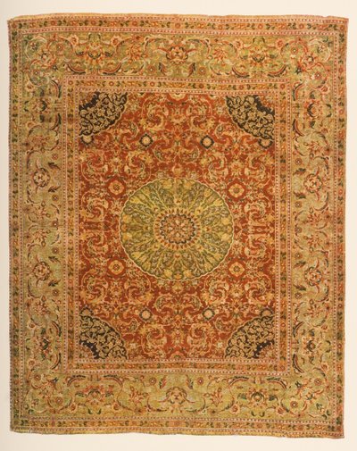 Şam Madalyon Halı (tekstil) by Syrian School