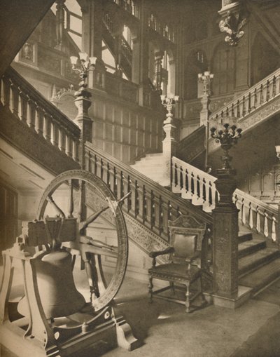 Bakkal Salonunun Muhteşem Merdiveni ve Martin Adlı Büyük Flaman Çan, c1935. by Taylor