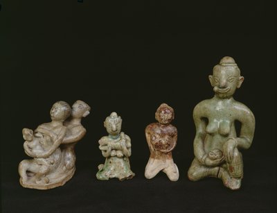 Anne ve çocuk figürleri (pişmiş toprak) by Thai School