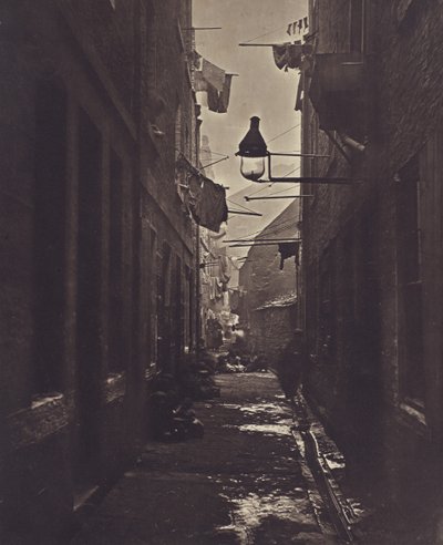 Close, No. 80 High Street. by Thomas Annan