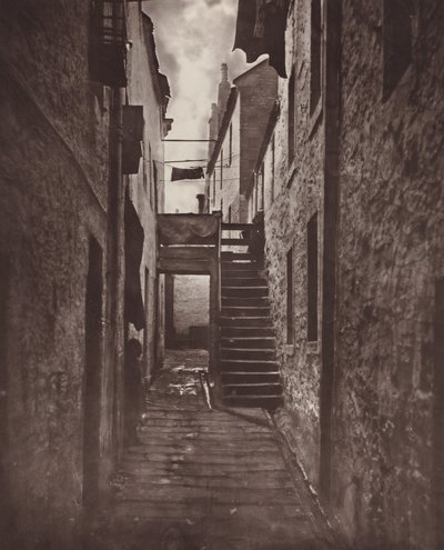 Plaka 32: Kapat, No. 128 Tuz Pazarı by Thomas Annan