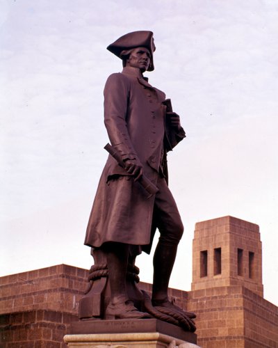 Kaptan James Cook Heykeli, 1914 by Thomas Brock