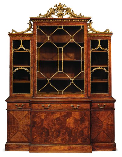 George II açık kitaplık by Thomas Chippendale