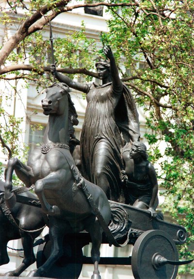 Boudicca ve kızlarının bir arabadaki heykeli, Thames Embankment, Londra, 19. yüzyıl by Thomas Thornycroft
