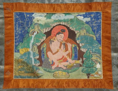 Mahasiddha Luipa, kısmi bir thangkas setinden, 19. yüzyılın başlarında (boyutlu pamukta mineral pigmentler; orijinal brokar montajı) by Tibetan School