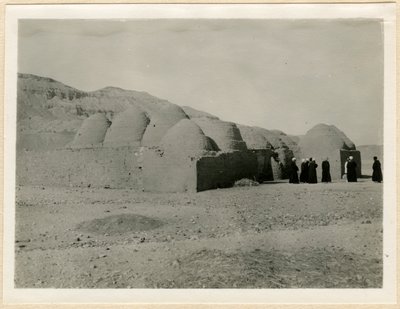 Aziz Theodore ve Acladio Manastırı, Medinet Habu, Mısır, fotoğraf: Ugo Monneret de Villard by Ugo Monneret de Villard