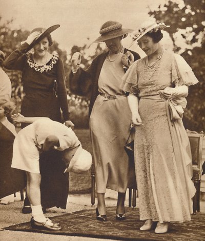 -Ve Şapkasını Unuttu!, 1930
