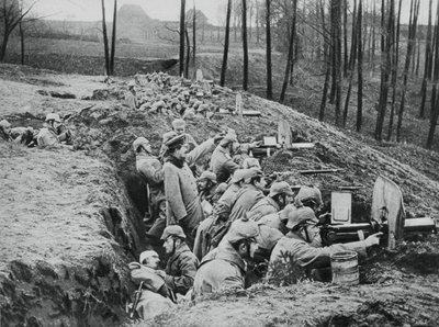 Darkehmen muharebesi sırasında bir Alman makineli tüfek şirketi, Rusya, I. Dünya Savaşı, 1915 by Unbekannt