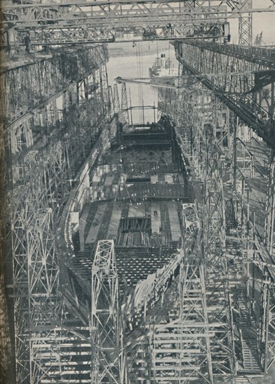 Çelik Yuva. Cunard White Star gemisi Georgic yapım aşamasında, 1927-1929, 1936 by Unbekannt