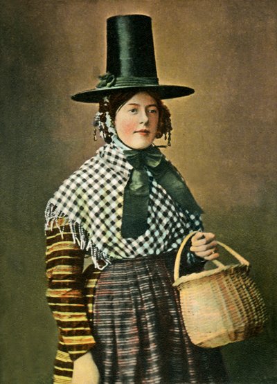 Bir Gal Kostümü, c1904. by Unbekannt