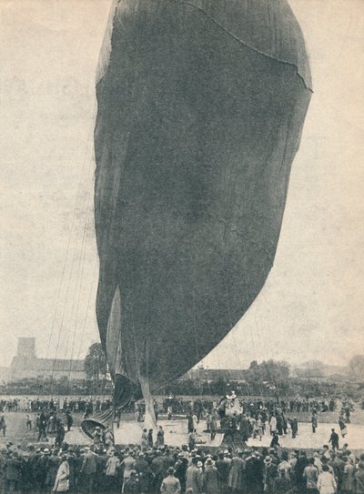 Profesör Piccards tırmanışı için büyük bir balon gerekliydi, c1936 c1937 by Unbekannt