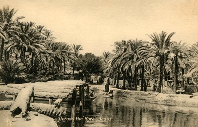Kora karşısında, Basra, c1918-c1939. by Unbekannt