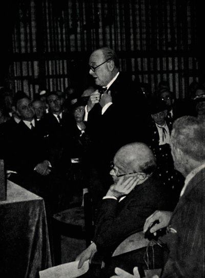 Bir Fransız Seyirciye Hitap Etmek, 24 Eylül 1936, 1945. by Unbekannt