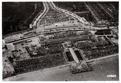 Berlin Tempelhof havaalanının havadan görünümü, Almanya, bir Zeplin