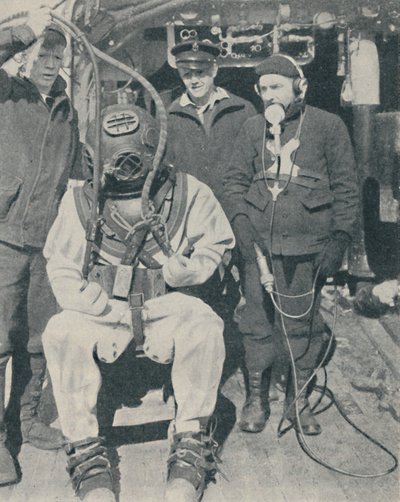 American Naval Diver, üç parmaklı su geçirmez lastik eldivenler giyiyor, 1937 by Unbekannt