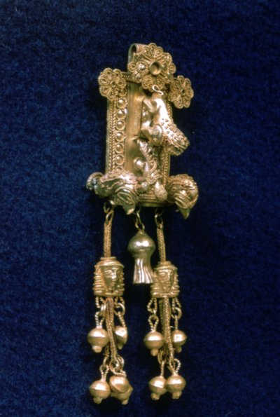 Antik Yunan tapınağı kolyesi, MÖ c630-620 by Unbekannt