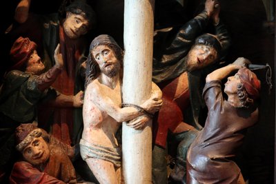 Arbois, Jura, Fransa, le 31/8/2015 - Saint-Hippolyte Kilisesi. On beşinci yüzyıl retable. İsa