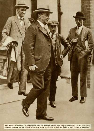 Arthur Henderson, 1929, 1935. by Unbekannt