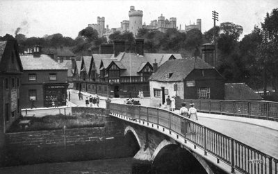 Arundel Kalesi ve köprüsü, Arundel, Batı Sussex, c1900s-c1920s by Unbekannt
