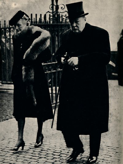 Connaughts Dükü Cenazesinde, Ocak 1942, 1945. by Unbekannt