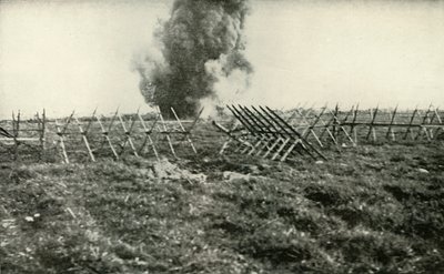 Alman Siperlerini Bombardıman, 1919. by Unbekannt
