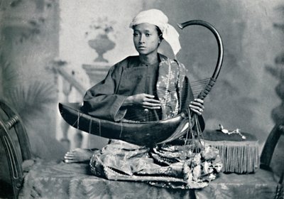 Birmanya arp sanatçısı, 1902 by Unbekannt