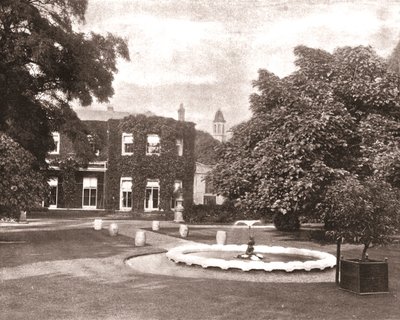 Cambridge Cottage, Kew Green, Londra, 1894. by Unbekannt