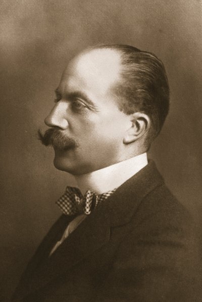 Kaptan HR Burroughes, 1911. by Unbekannt