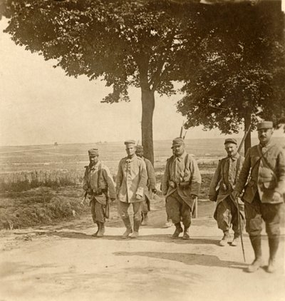 Yakalanan Alman keskin nişancı, Şampanya, kuzey Fransa, c1914-c1918 by Unbekannt