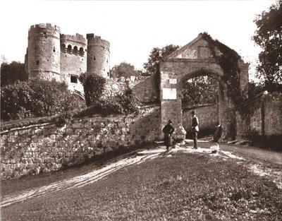 Carisbrooke Kalesi, Wight Adası, 1894. by Unbekannt