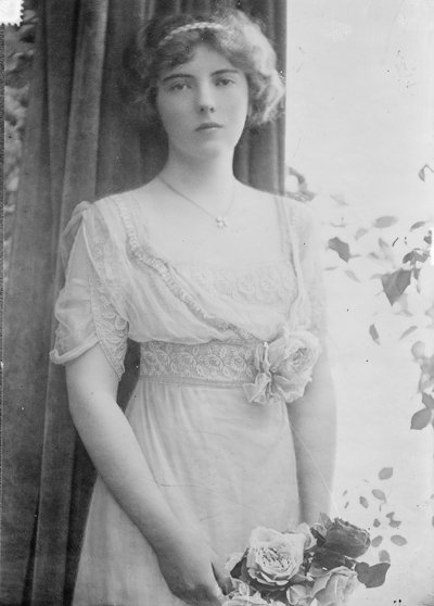 Kontes Anastasia Mikhailovna de Bags 1892-1977, 1914 by Unbekannt