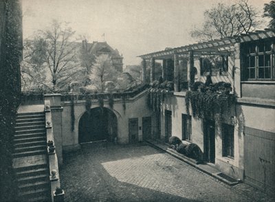 Özel Ev Avlusu, 13 Boulevard Des Invalides, Paris. Paul Huillard tarafından yapılan değişiklikler, c1927 by Unbekannt