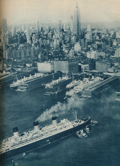 Cunard White Star gemisi Berengaria, Cunard iskelesine yaklaşıyor, 1936 by Unbekannt