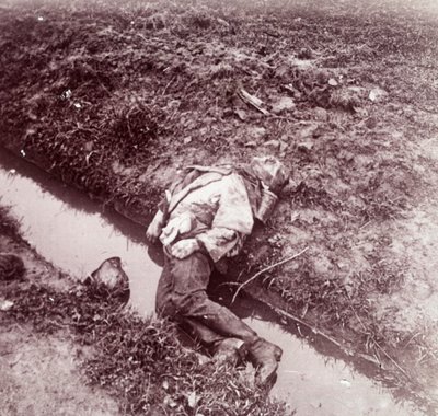 Ölü Alman askeri, Ypres, Flanders, Belçika, c1914-c1918 by Unbekannt