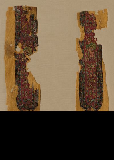 Bir Tunikten Süslemeler ve Kol, 700