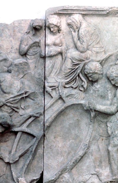Bergama Sunağının Büyük Frizinden Detay, MÖ 180-159 by Unbekannt