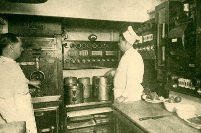 Elektrikle Donatılmış Tren Mutfağı, Londra ve Kuzey Doğu Demiryolu, 1930. by Unbekannt