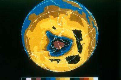 Antarktika ozon deliğinin yanlış renkli görüntüsü, 30 Kasım 1992 by Unbekannt