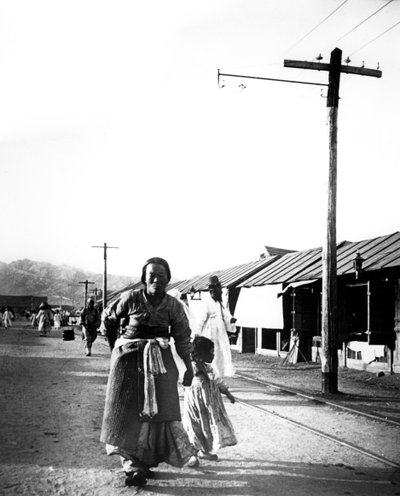 Baba ve çocuk, Seul, Kore, 1900 by Unbekannt