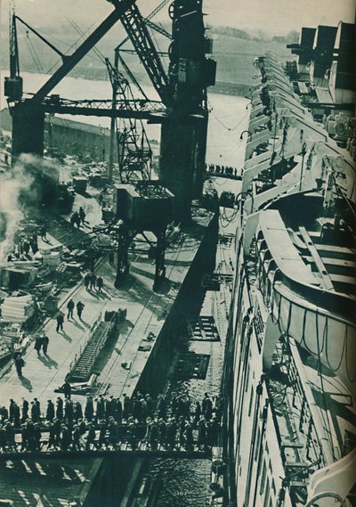 John Brown ve Companys tersanesinin Montaj Havzası Clydebank