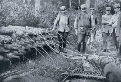 Gaz tüplü Fransız askerleri, I. Dünya Savaşı, 1915 by Unbekannt