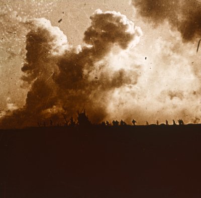 Gaz saldırısı, Verdun, kuzey Fransa, c1914-c1918 by Unbekannt