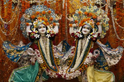 Gaura Nitai Murtis, Krishna-Balaram Tapınağı, Vrindavan